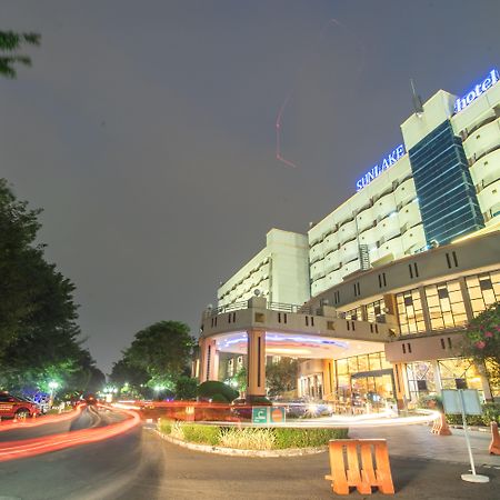 Sunlake Hotel Jakarta Buitenkant foto