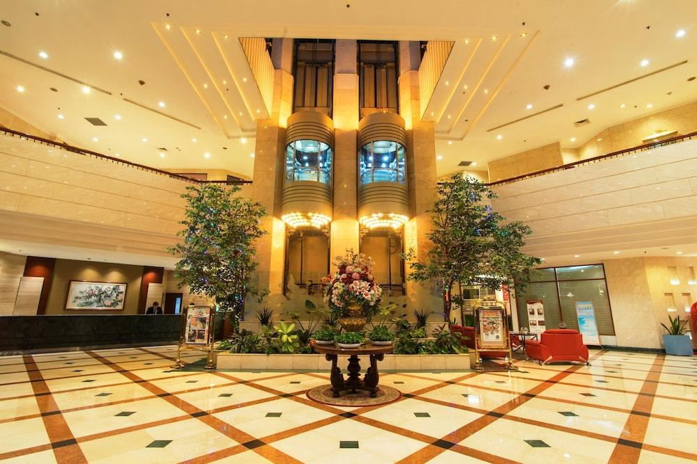 Sunlake Hotel Jakarta Buitenkant foto