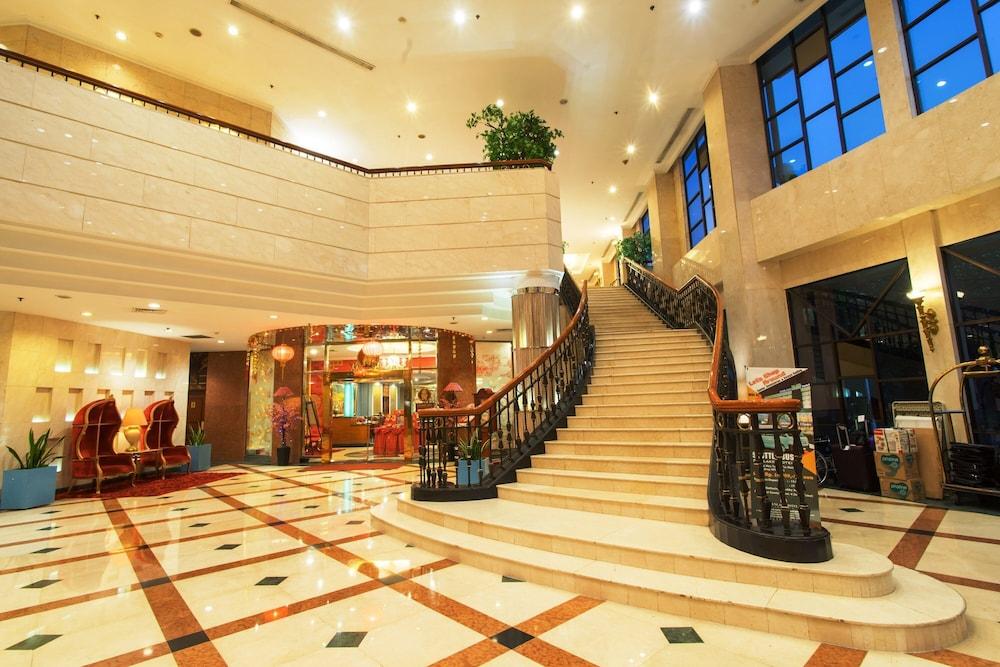 Sunlake Hotel Jakarta Buitenkant foto