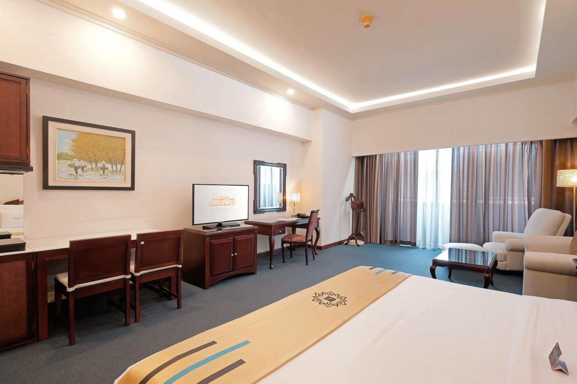Sunlake Hotel Jakarta Buitenkant foto