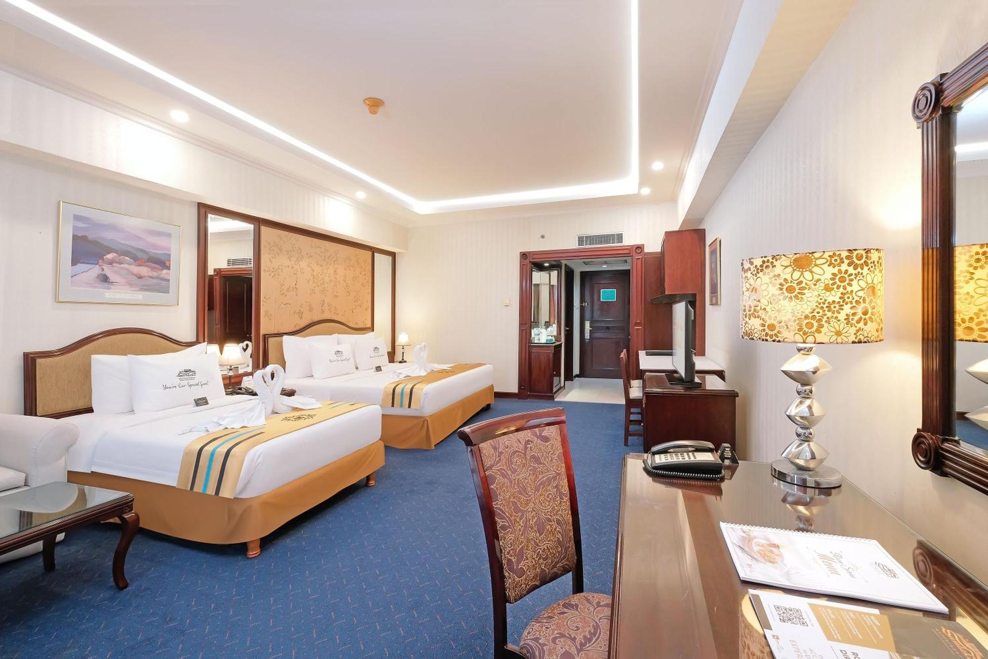 Sunlake Hotel Jakarta Buitenkant foto