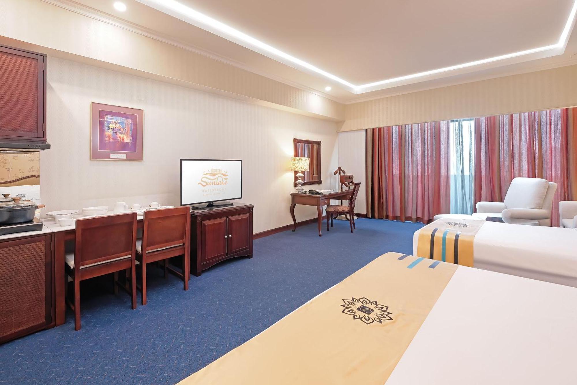 Sunlake Hotel Jakarta Buitenkant foto
