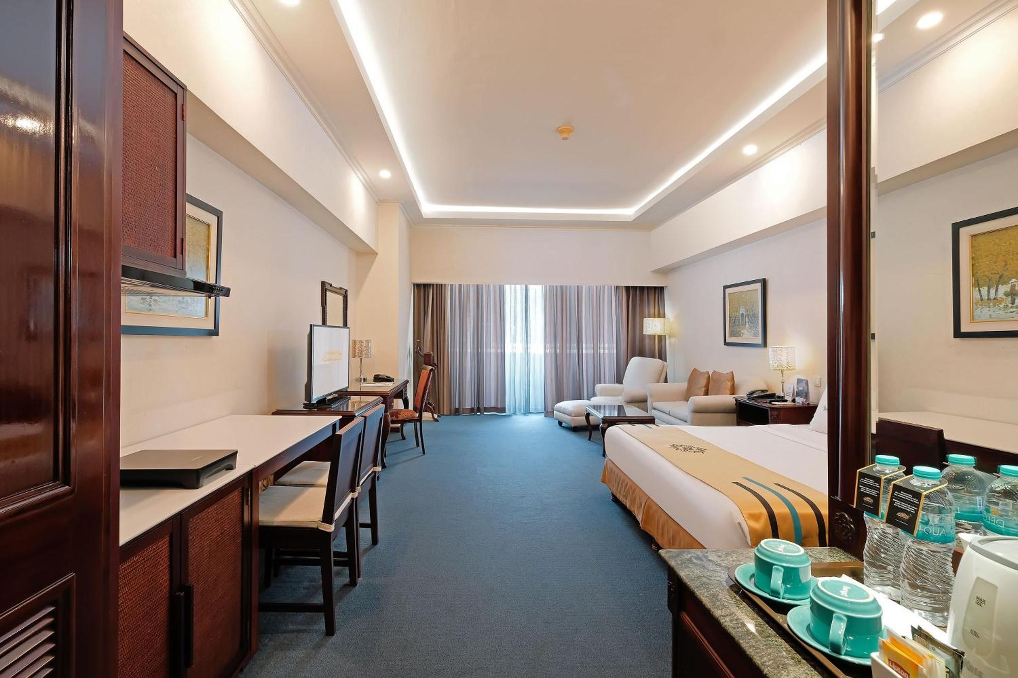 Sunlake Hotel Jakarta Buitenkant foto