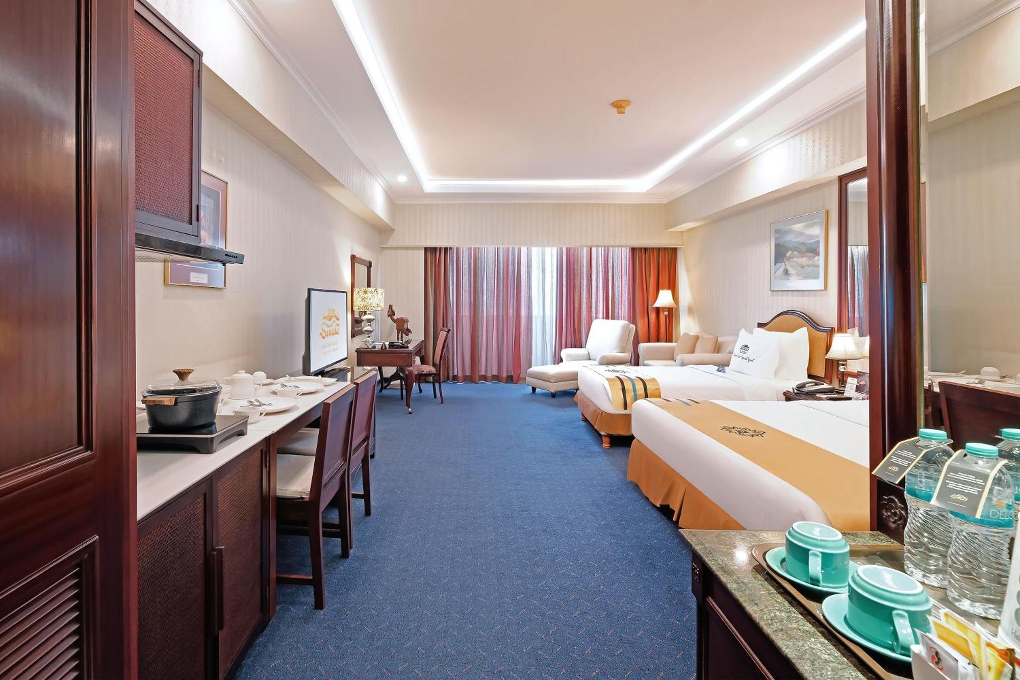 Sunlake Hotel Jakarta Buitenkant foto