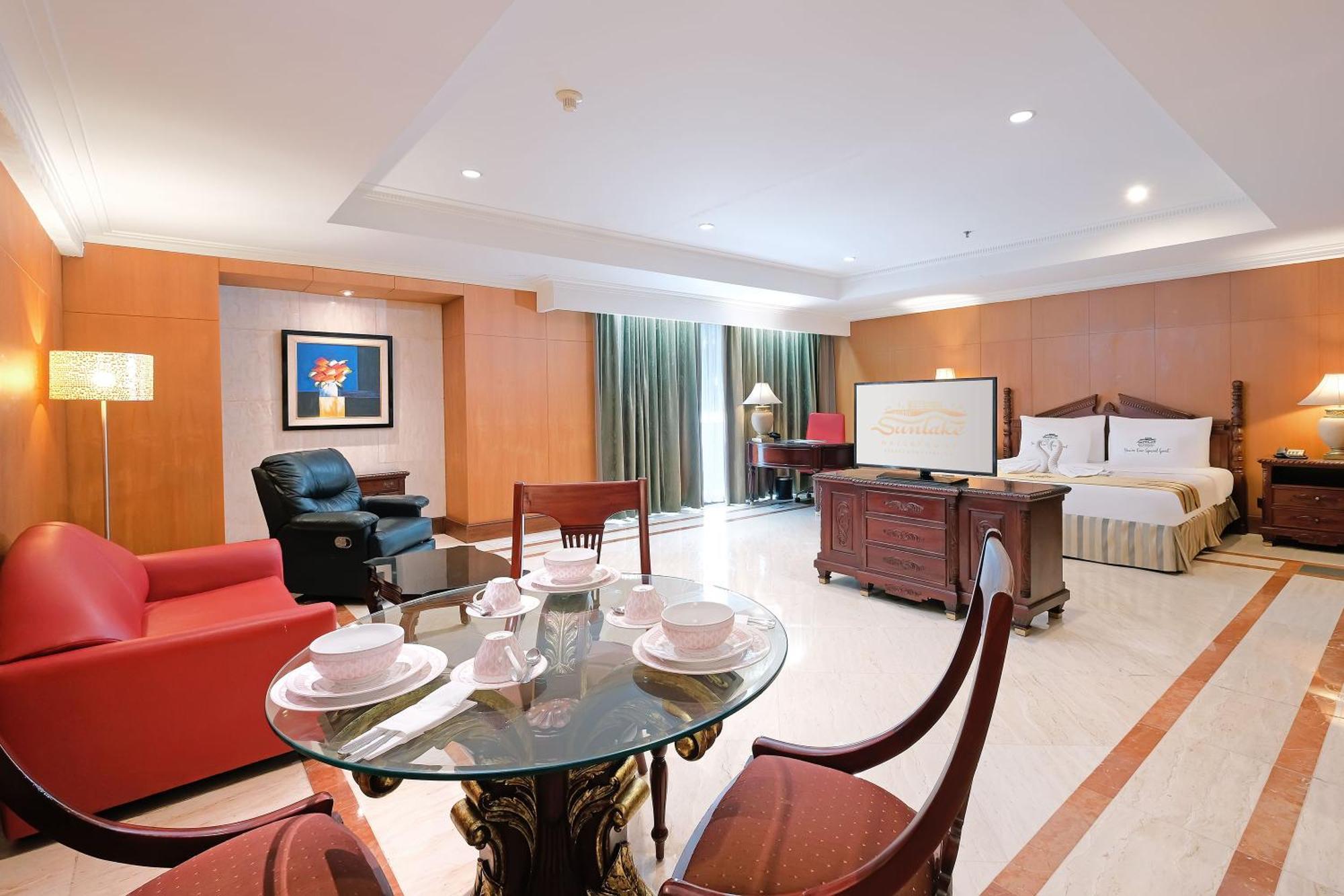 Sunlake Hotel Jakarta Buitenkant foto