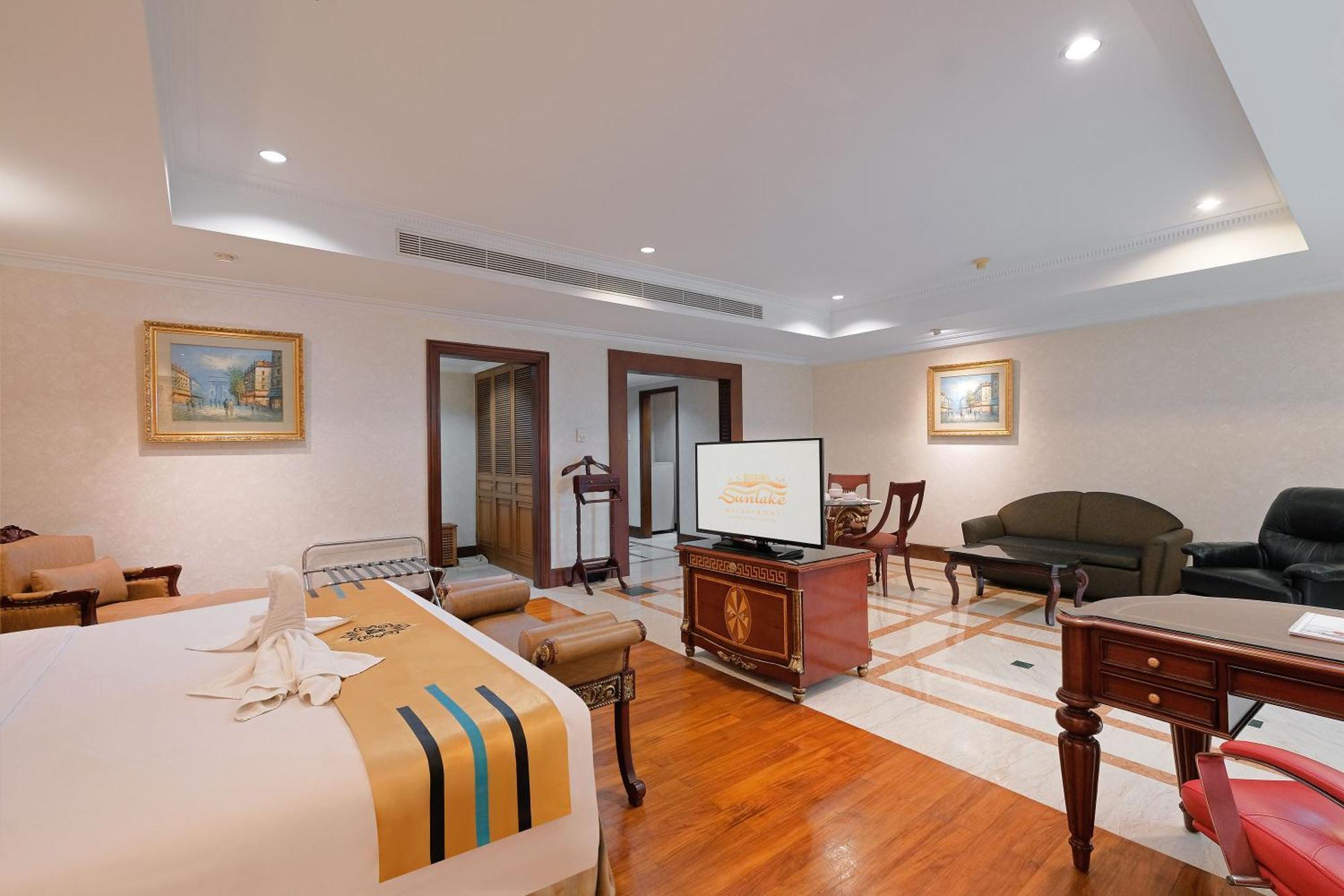 Sunlake Hotel Jakarta Buitenkant foto